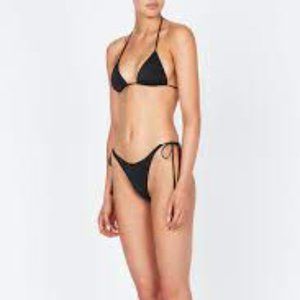 Triangl Vinca Ebony Black